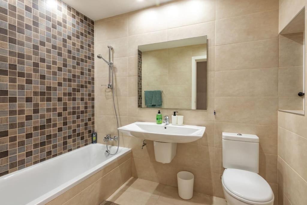 Modern 3 Bedroom Apartment Close To Paceville And Beach Is-Swieqi Exterior foto