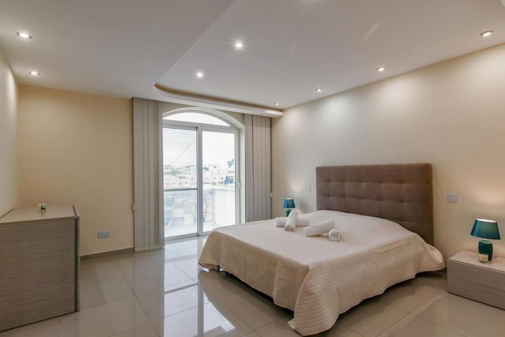 Modern 3 Bedroom Apartment Close To Paceville And Beach Is-Swieqi Exterior foto