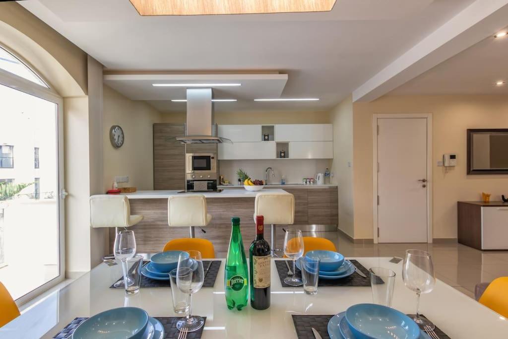 Modern 3 Bedroom Apartment Close To Paceville And Beach Is-Swieqi Exterior foto