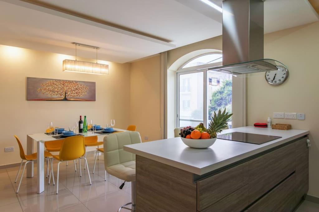 Modern 3 Bedroom Apartment Close To Paceville And Beach Is-Swieqi Exterior foto